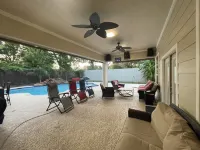 IAH Spheric Mini-Mansion - Villas