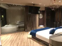 Albura Hotel