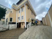 Presken Hotels, Opebi - Castle Отели в г. 