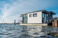 Marina Martinshafen Hotels in Glowe