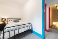 Host & Stay - Temple Gardens