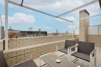 Espinho Retreat with Balcony