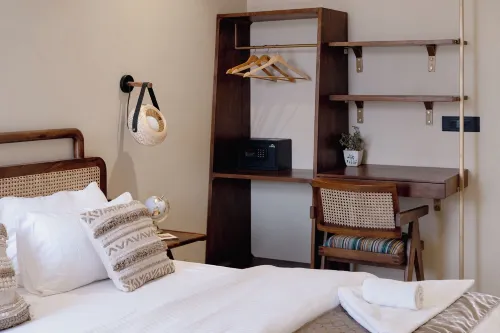 Kaas by Safarnama - Boutique Hotel - Bed and Breakfasts