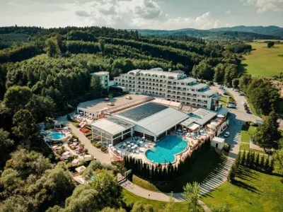 Wellness & Spa Hotel Kaskady Hotels in Viglas