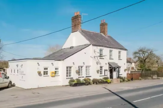 精彩絲綢酒吧之上的驚艷房間 馬爾堡酒店