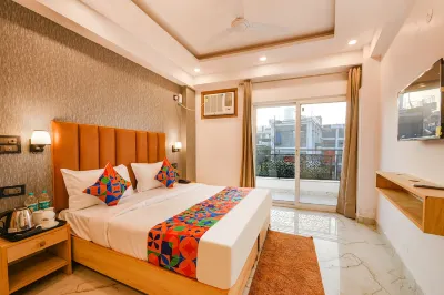 FabHotel Tree House - Nr Yashobhoomi Convention Centre Hotel di Dwarka