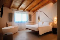 Masseria Casina Fiocca Hotels in Lizzanello