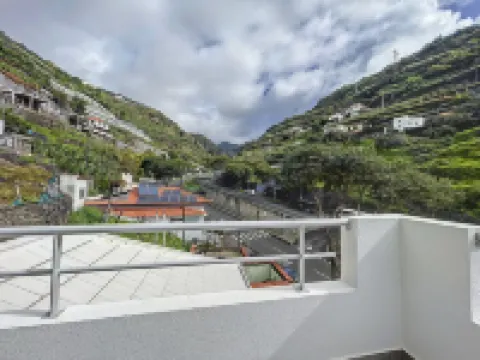 Atlantic Lookout by Atlantic Holiday