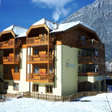 Residence Kristall- Fiemme Holidays