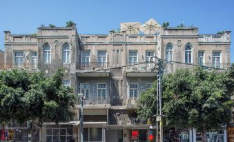 Assemblage Boutique