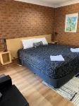 Colonial Motor Inn Hotels in West Wyalong