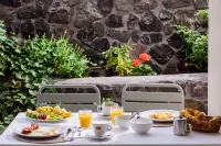 Aliter Suites