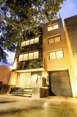 ラ ソフィア アパート & ワインズ のホテル