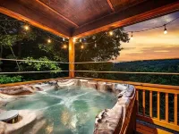 Unique Cabin! Close to Blue Ridge GA and Murphy NC. Hot Tub Has an Amazing View. Hotels in Notla