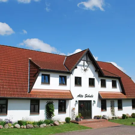 Wohnung in Dargun, Mecklenburg Mit Schwimmbad