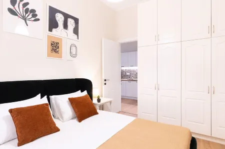 Casa Moderna -Two Bedroom Apartment Отели рядом с достопримечательностью «Нео Фрурио»