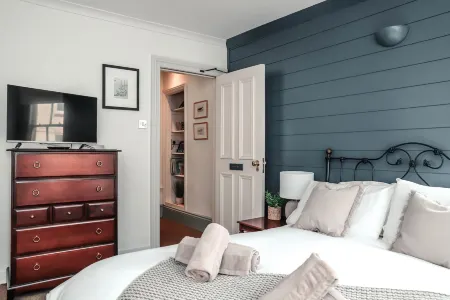 The Endeavour Restaurant with Rooms Отели рядом с достопримечательностью «Whalebone Arch»