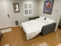 Clean Penthouse with Balcony