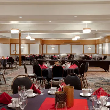 Days Inn & Conference Centre by Wyndham Prince Albert