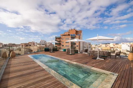 JS Palma Plaza Отели рядом с достопримечательностью «Университет Балеарских островов»