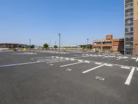 Toyoko Inn Imba Nihon-Idai Ekimae - parking