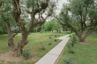 Studio Rio Unique Space with Garden and Garage Hotels in Patrai