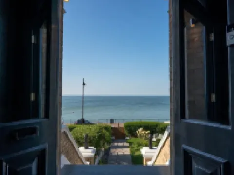 Lookout by the Bay Hotels in Herne Bay