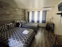 Squirrel Tree Resort Hotels in Chelan County