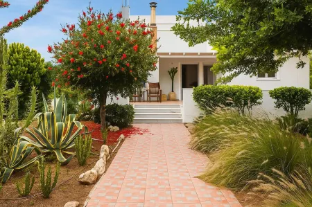Villa Mia - Peaceful Oasis in Ierapetra Crete