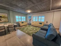 The Sandpiper Tower! 1 Bedroom Condo on the 5th Floor, Oceanfront Building