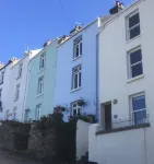 Stylish family cottage with stunning views of Brixham harbour. Dogs welcome.