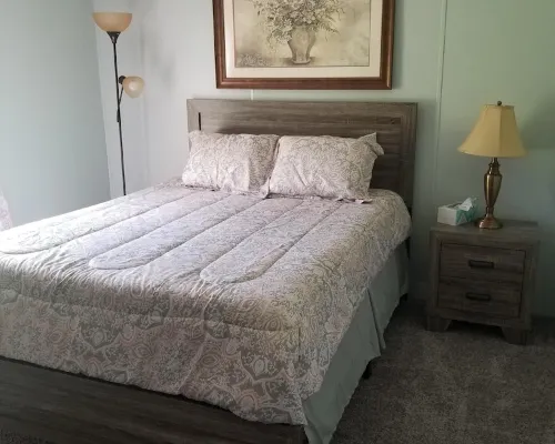 85 a night, Cute, Clean, Quiet & Convenient Hotels in Mills River