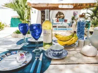 Beach Front Honeymoon Hotels in Savaneta