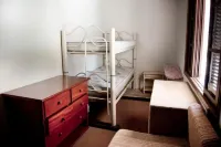 Farm in Cotia - São Paulo, Gated Community, Cozy, 45 min from SP. Hotel a Cotia