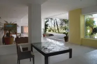 5 Star Luxury Condo with Awesome Ocean View!