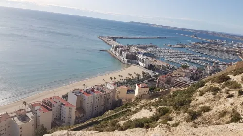 Beautiful Chalet for your vacations Hotels in La Mata