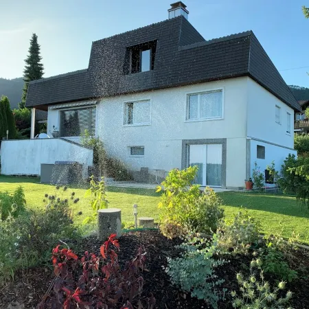 Spacious country house for group retreats in the Solothurn Jura