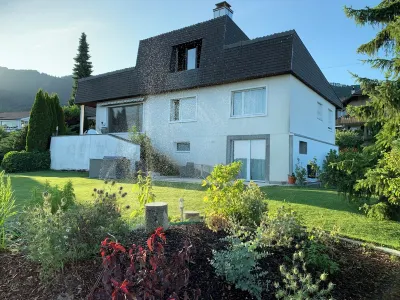 Spacious country house for group retreats in the Solothurn Jura Hotels in 