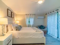 NEW! 3 BED 2 BATH Utopian Ukiah Hotels in Ukiah