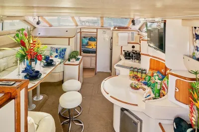 Hillside Escape- Private Pool & Breathtaking Sunset over the Town Hotels in 