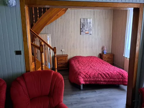 Logement 100 m2 sur 2 Étages 2 SDB "les Fougères"