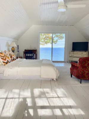 WATERFRONT Maine Historical Cottage with Separate Guest Cottage