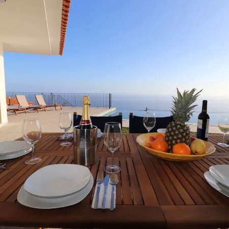 Haystacks Villa - A Magnificent Ocean View