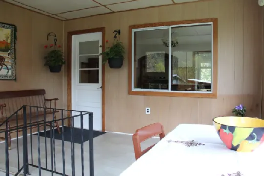 Creekbanks Cottage - a nature-lover's retreat