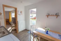 Quiet and relaxing vacation with family or fishing with friends Hotels in Schaprode