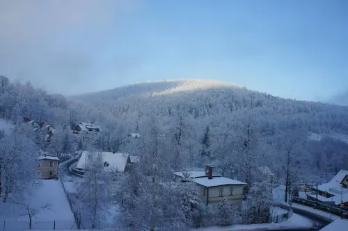 Luxurious apartment with panoramic mountain views