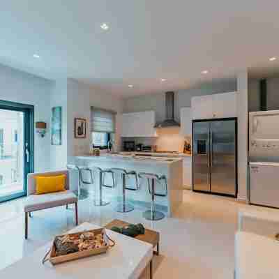 Waykiri Unit A-12 Luxurious New Apartment, Noord Others