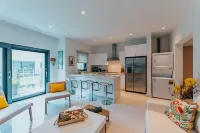 Waykiri Unit A-12 Luxurious New Apartment, Noord