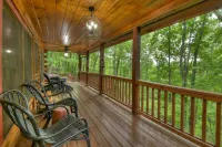 Sunset on ASKA - Mountain Views, Hot Tub, Fireplace