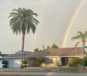 Private home w/ large lanai & in-ground pool. 7 mins to Manasota Key Island/ be Hoteles en Englewood
